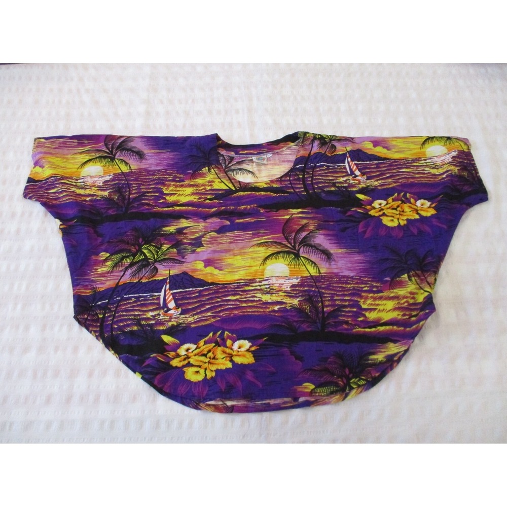 90's Makai Beach Hawaii Batwing Top Size S / M